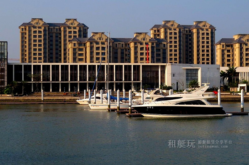海南?？谛虏簫u國際游艇會