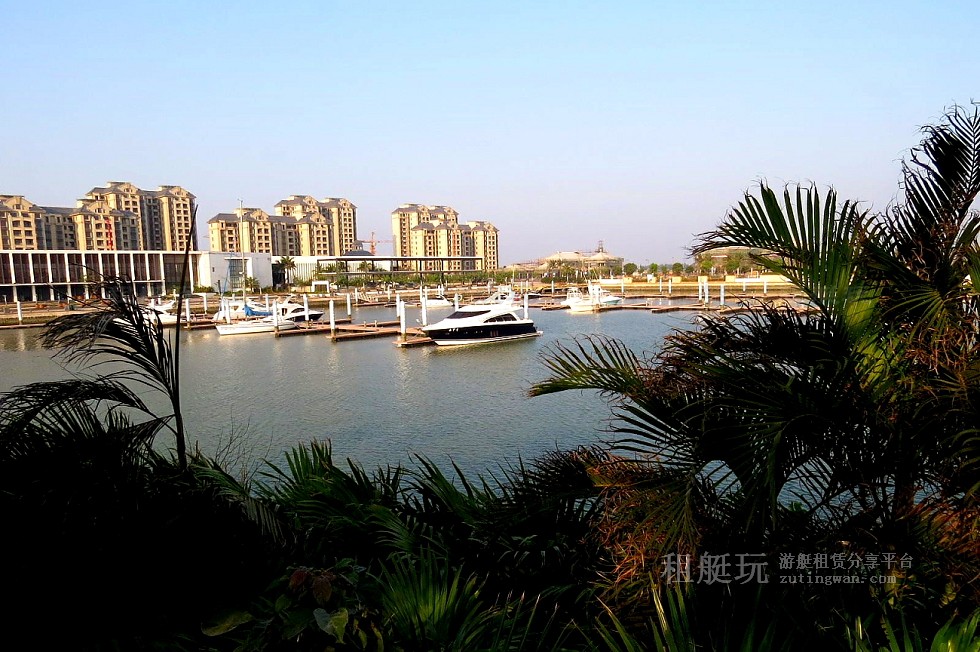 海南?？谛虏簫u國際游艇會